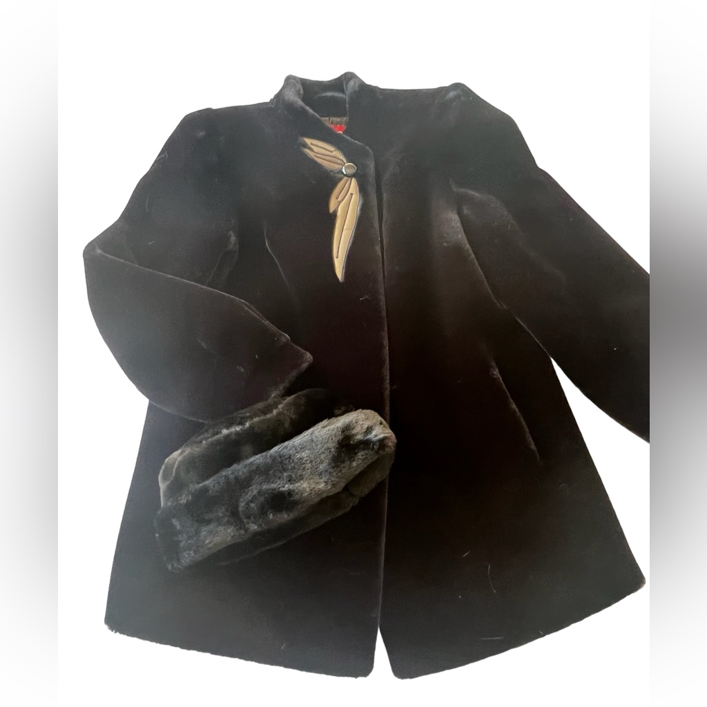Vintage Sassoon Faux Black Fur